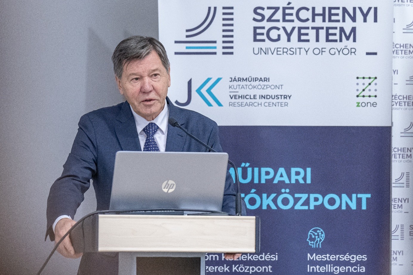 bokor_jozsef (2).jpg